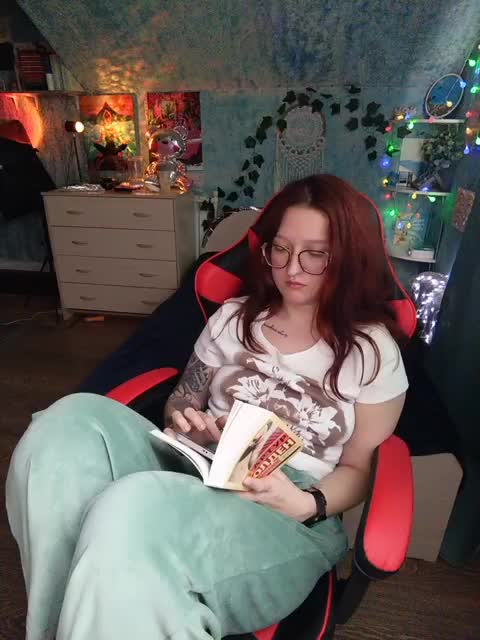 Mari_Gold Adult Chat February 14, 2026