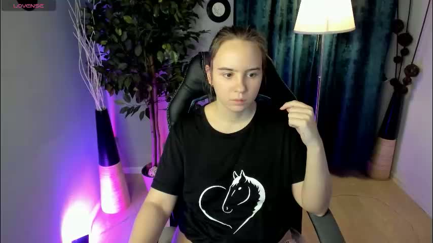 l1ka_one Adult Chat February 14, 2026