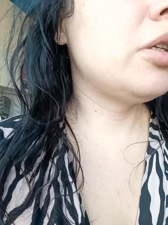 VictoriaPanther Adult Chat February 14, 2026