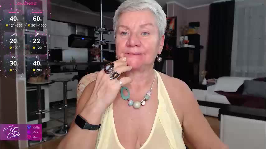 roxana_brooks Adult Chat February 15, 2026