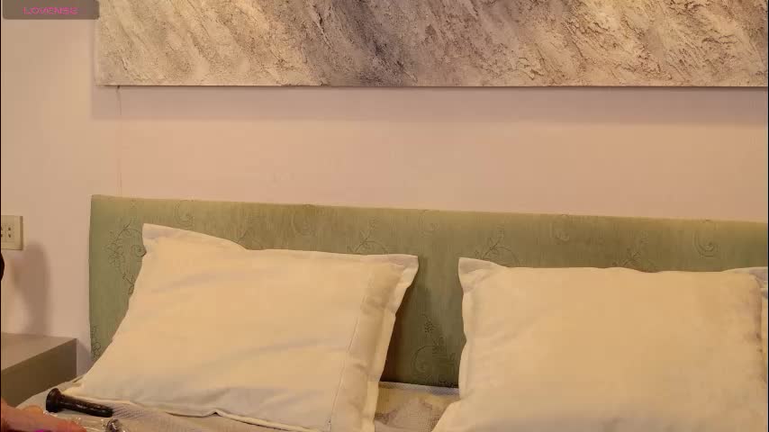 aurora_radiance Adult Chat February 15, 2026