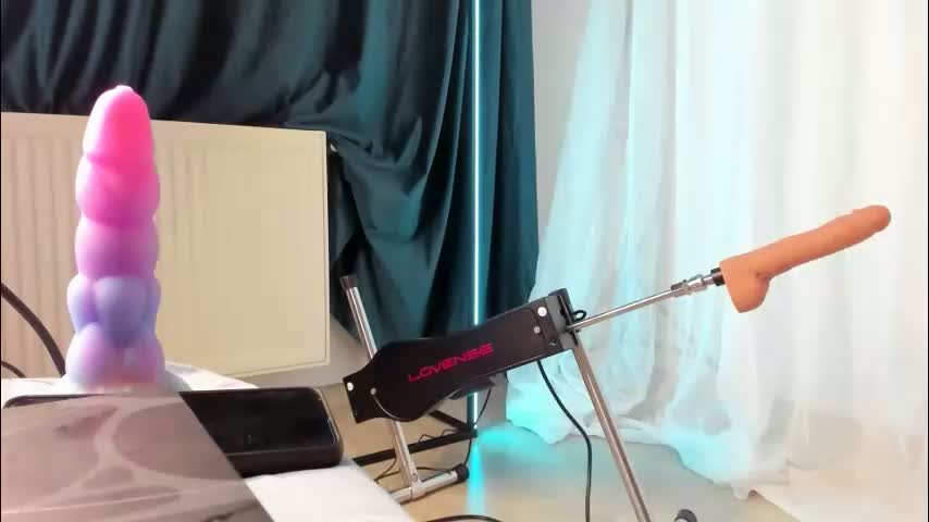 00ingrid00 Adult Chat February 15, 2026