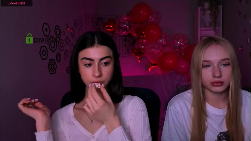 nekky_mouse Adult Chat February 15, 2026