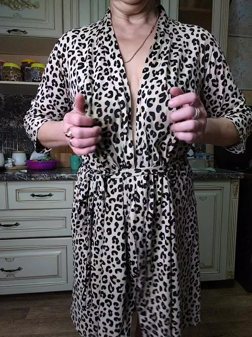 nika74- Adult Chat February 15, 2026