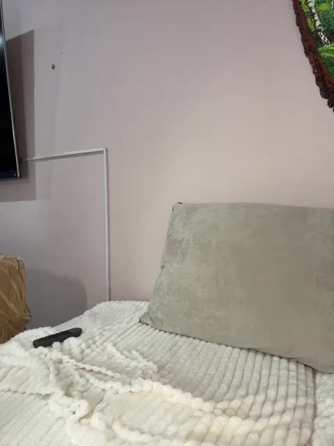 _Milashka_ Adult Chat February 15, 2026