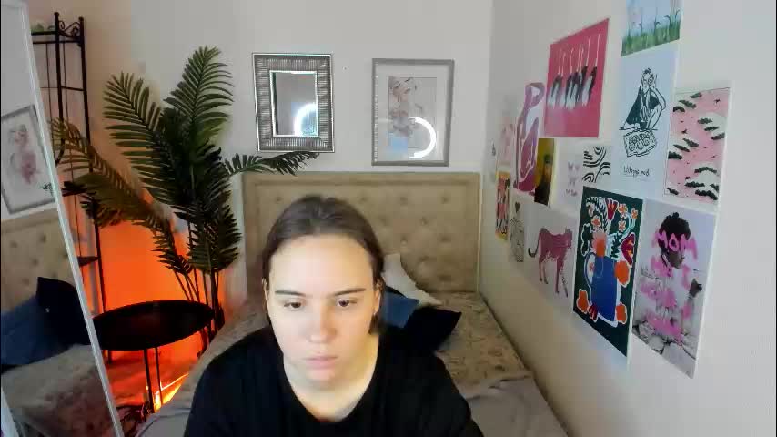 l1ka_one Adult Chat February 15, 2026