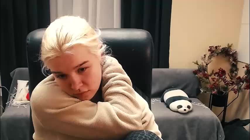 hot_blonda_ Adult Chat February 16, 2026