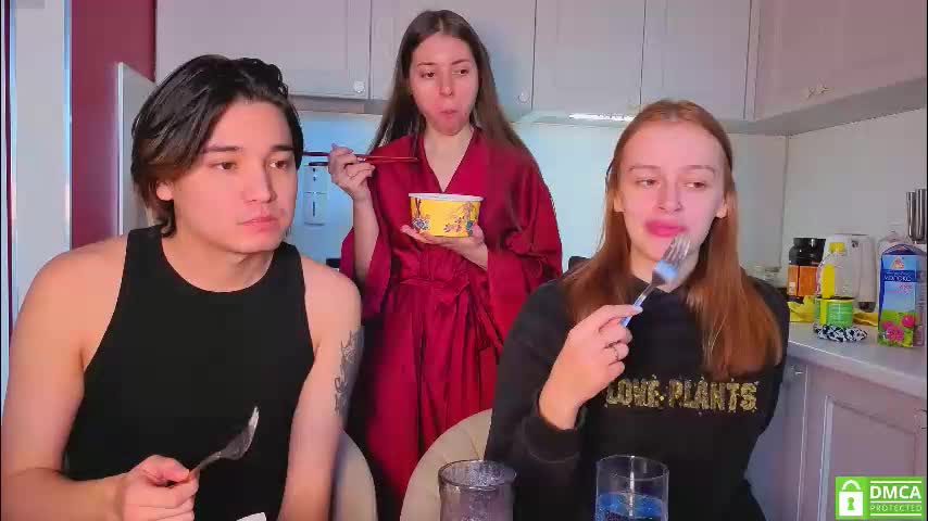 ihavepaws33 Adult Chat February 16, 2026