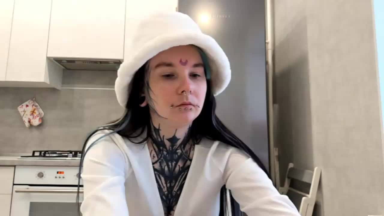 RobbynIturbe Adult Chat February 16, 2026