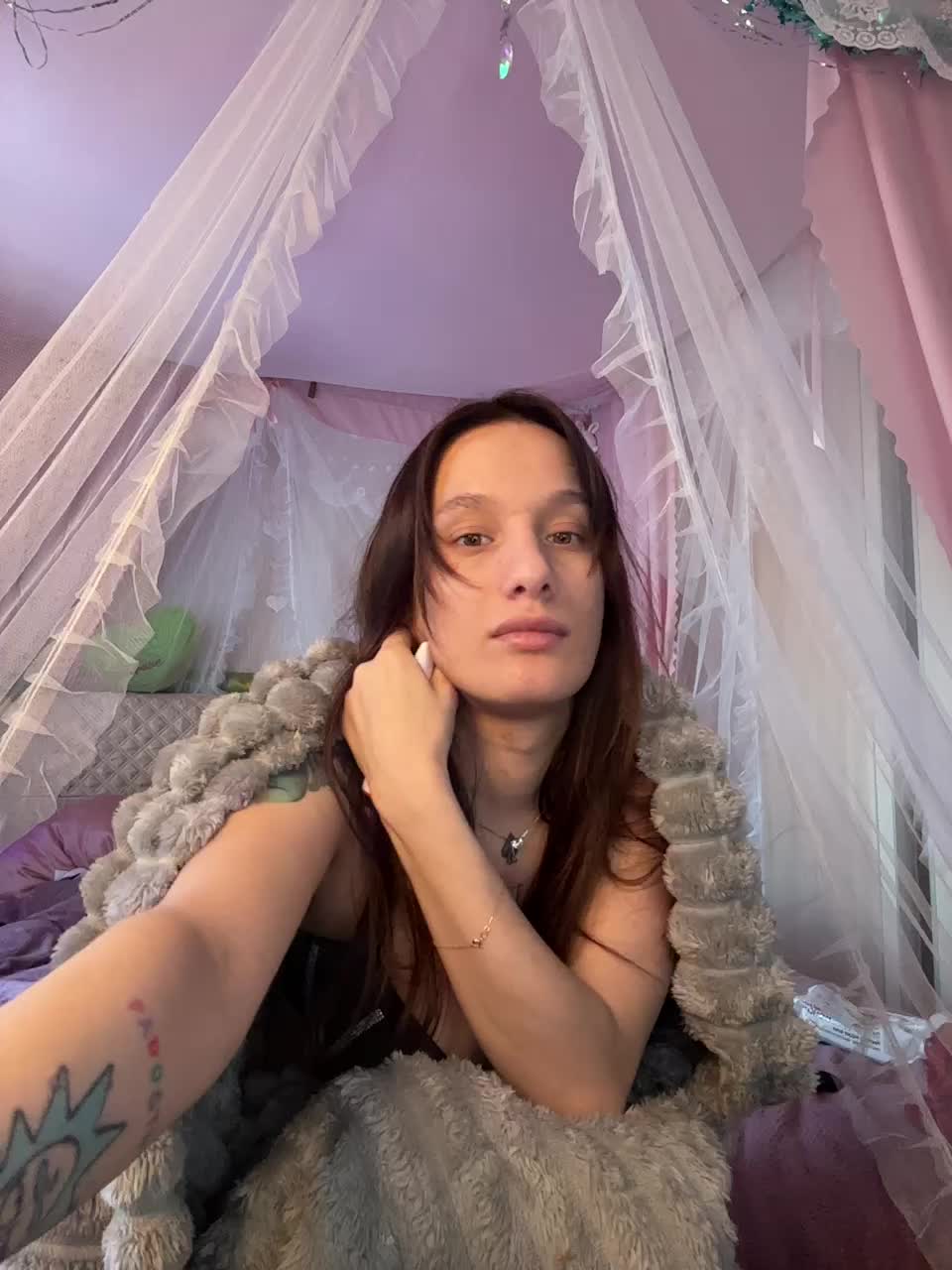 ALYONA_GIRL Adult Chat February 16, 2026