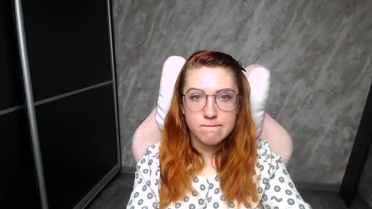 Regimasmile Adult Chat February 16, 2026