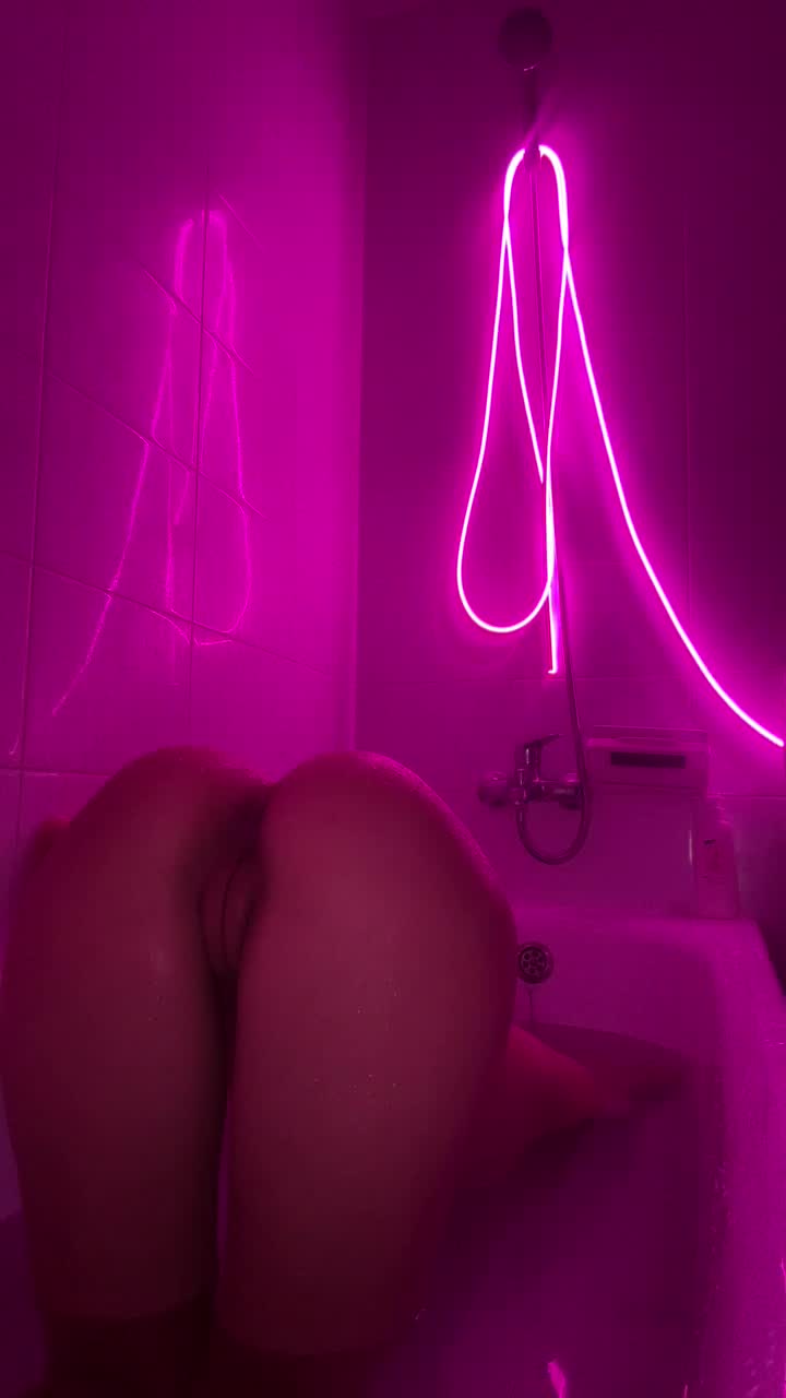 Angelina_1 Adult Chat February 16, 2026