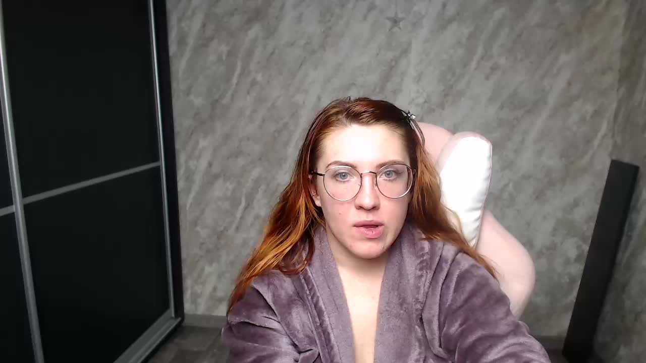 Regimasmile Adult Chat February 16, 2026