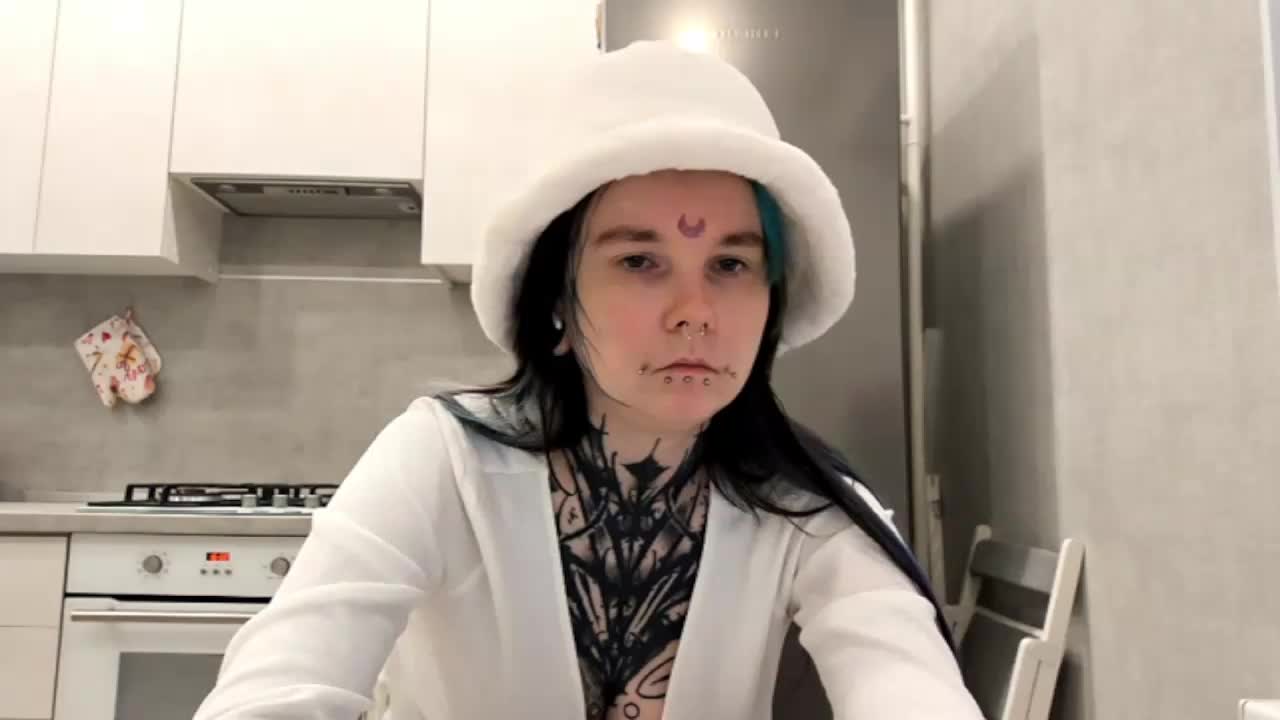 RobbynIturbe Adult Chat February 16, 2026