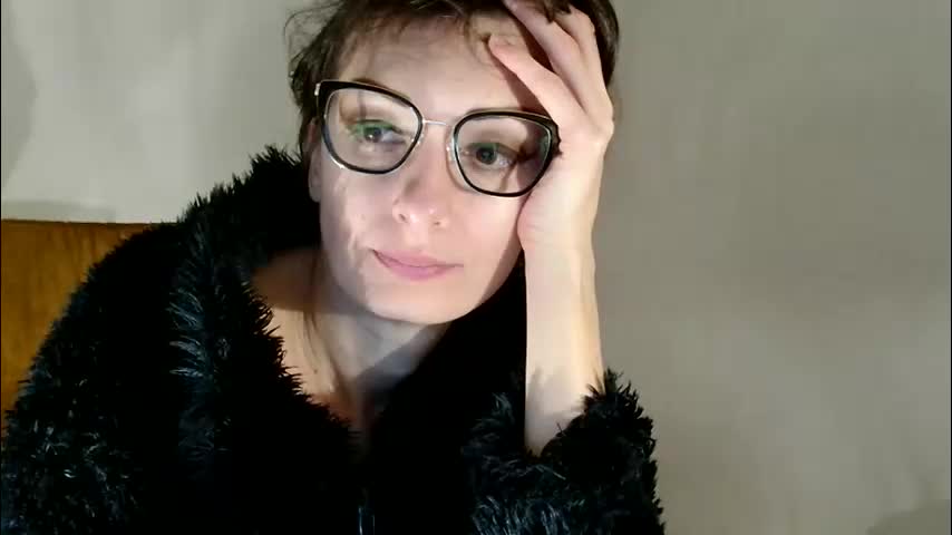 bebacksooon Adult Chat February 16, 2026