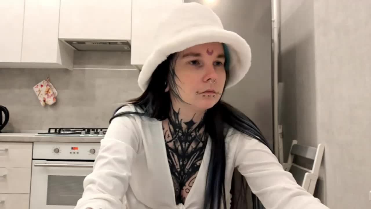 RobbynIturbe Adult Chat February 16, 2026