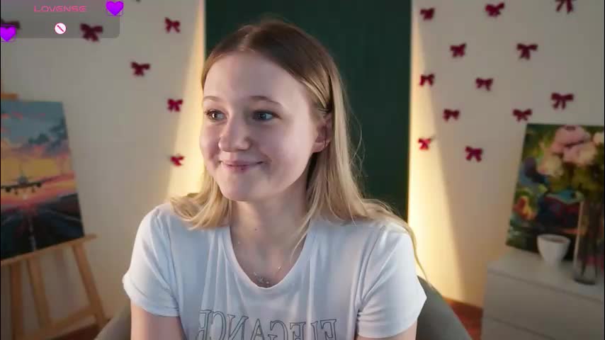 emilyhewell Adult Chat February 16, 2026