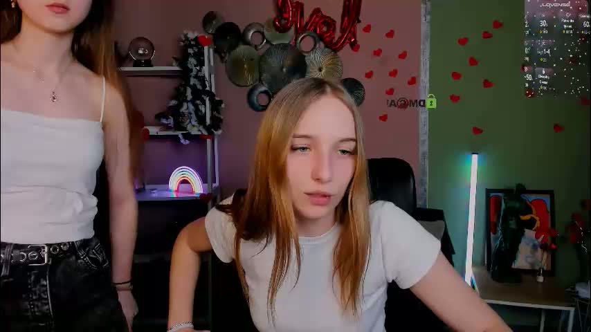 rebecca_smile_ Adult Chat February 18, 2026