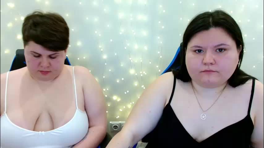 beckyandellen Adult Chat February 18, 2026