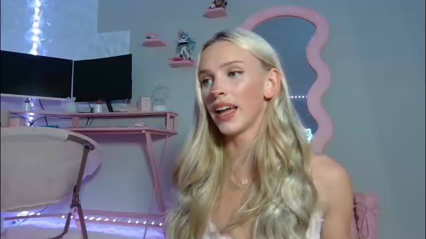 elsa_may Adult Chat February 18, 2026