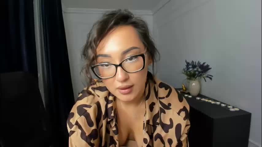 evasarazardje Adult Chat February 17, 2026