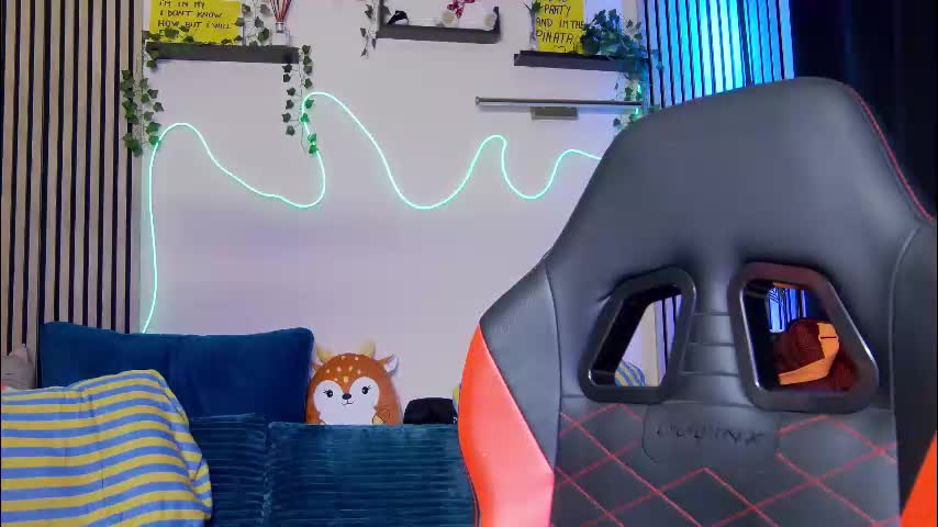 karoline121 Adult Chat February 18, 2026