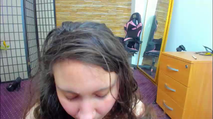 aisharouhi Adult Chat February 20, 2026