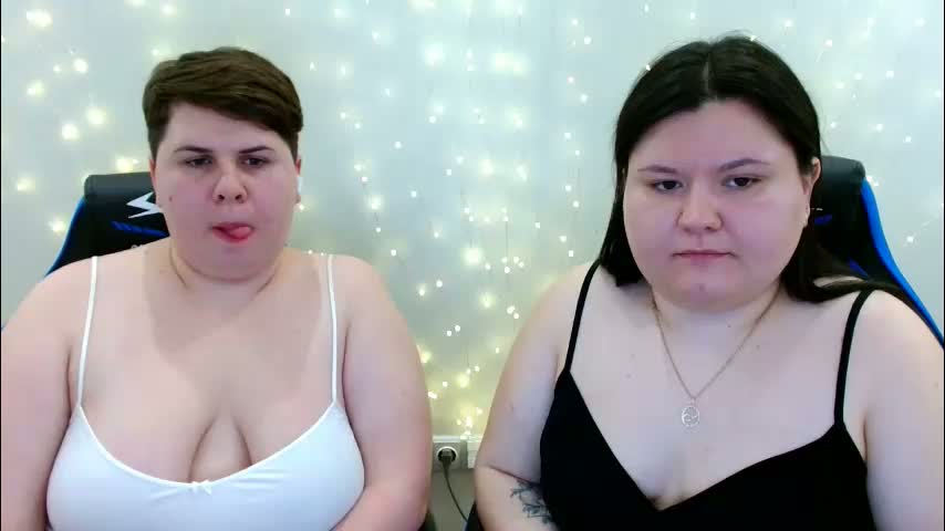beckyandellen Adult Chat February 18, 2026