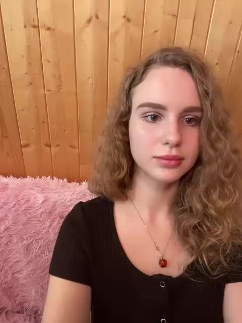 Sweetie_Kitty Adult Chat February 21, 2026