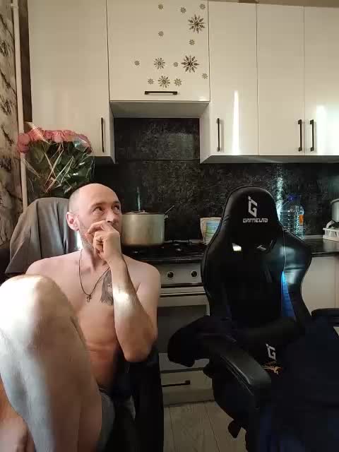 Innokentiy449 Adult Chat February 20, 2026