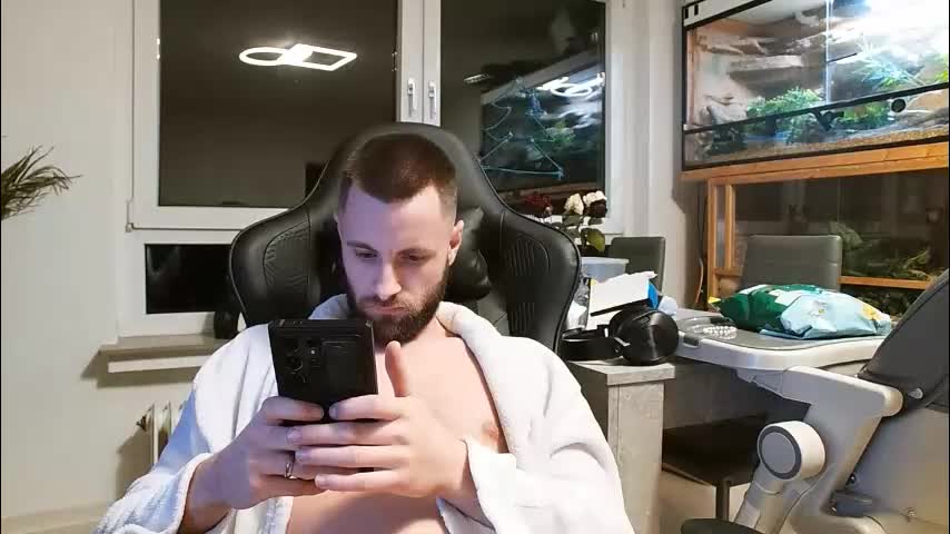 julia_official Adult Chat February 18, 2026