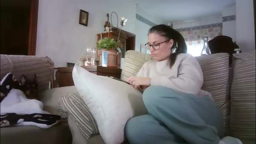 lolahueso Adult Chat February 17, 2026