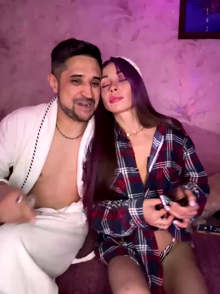 VIP17CoupleDream Adult Chat February 16, 2026