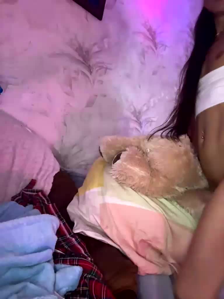 VIP17CoupleDream Adult Chat February 22, 2026