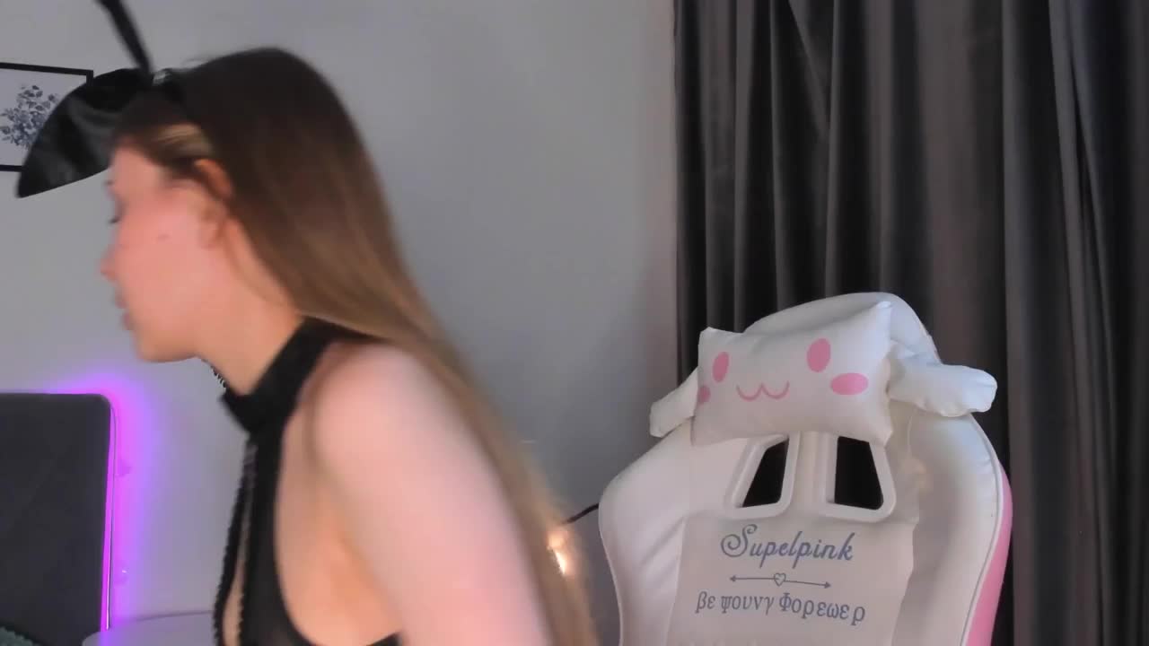 elliediaz Adult Chat February 22, 2026