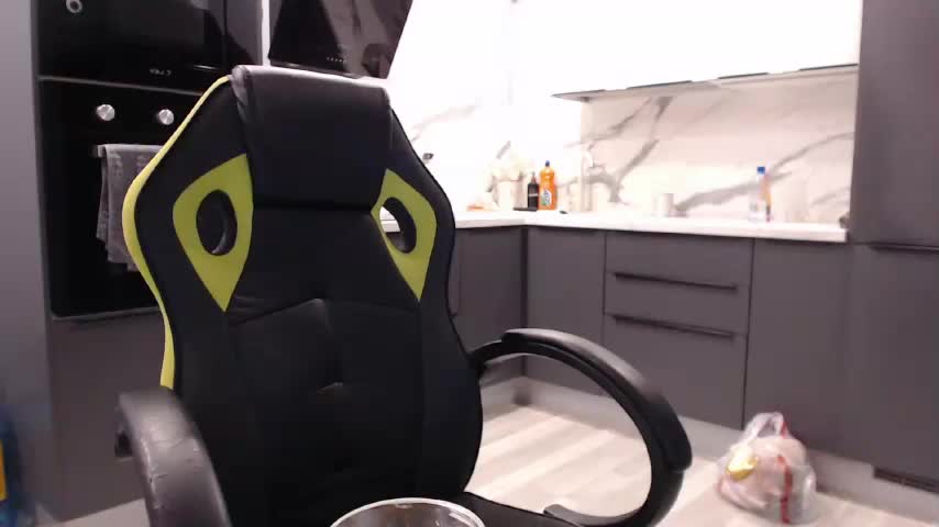 blondalina Adult Chat February 22, 2026