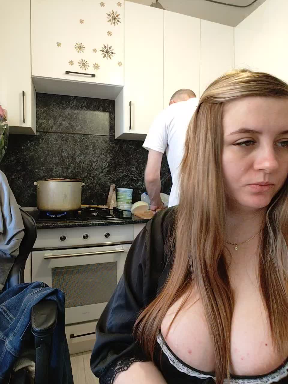 Innokentiy449 Adult Chat February 20, 2026