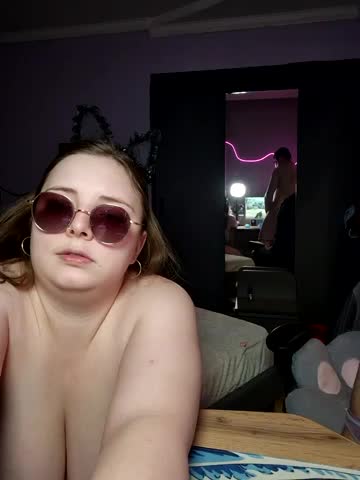 Caramel_pussy Adult Chat February 17, 2026