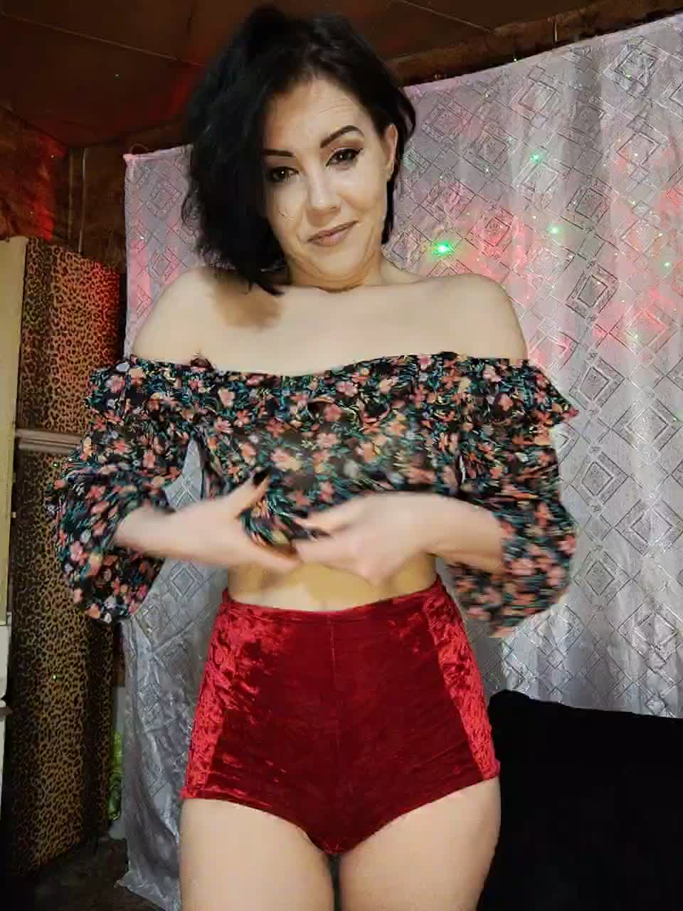 _Dia-Vik_ Adult Chat February 18, 2026