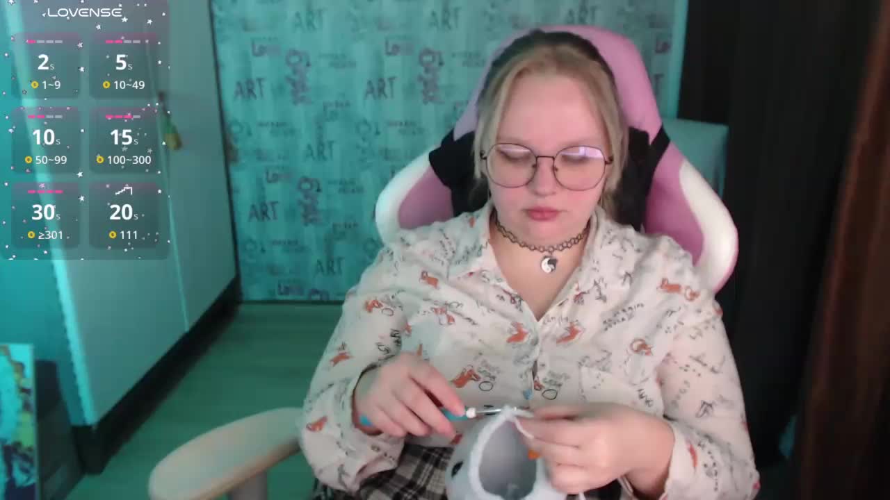 -MeooW- Adult Chat February 23, 2026