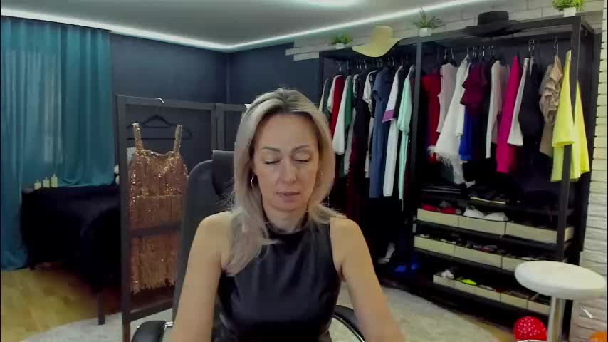 julia__cherry_ Adult Chat February 22, 2026