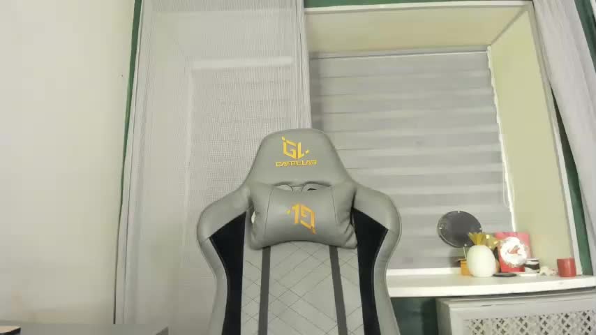 1_Aariella_1 Adult Chat February 22, 2026