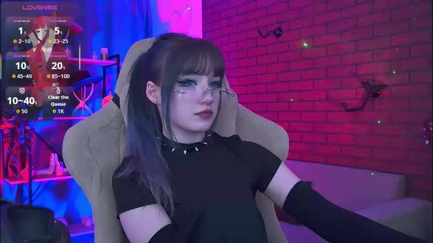 lii_luu Adult Chat February 23, 2026