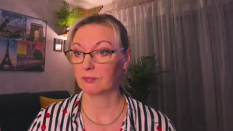 xvanessalove Adult Chat February 23, 2026