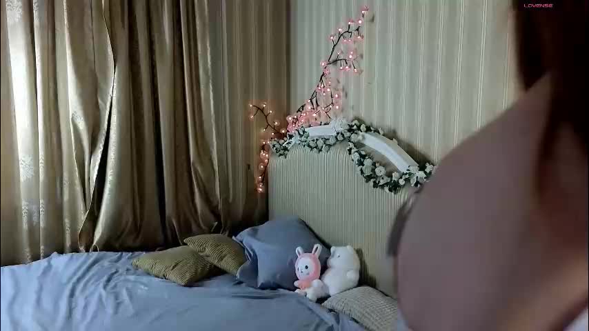 foxxx_tail Adult Chat February 24, 2026