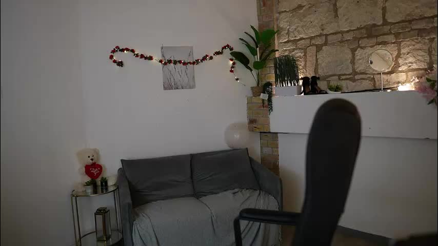 leokitty_ Adult Chat February 24, 2026