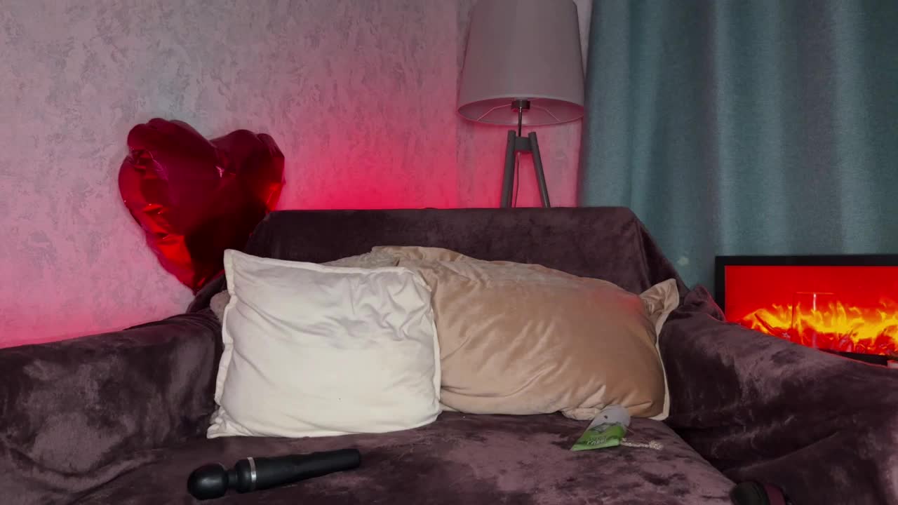 PinkFoxya Adult Chat February 24, 2026