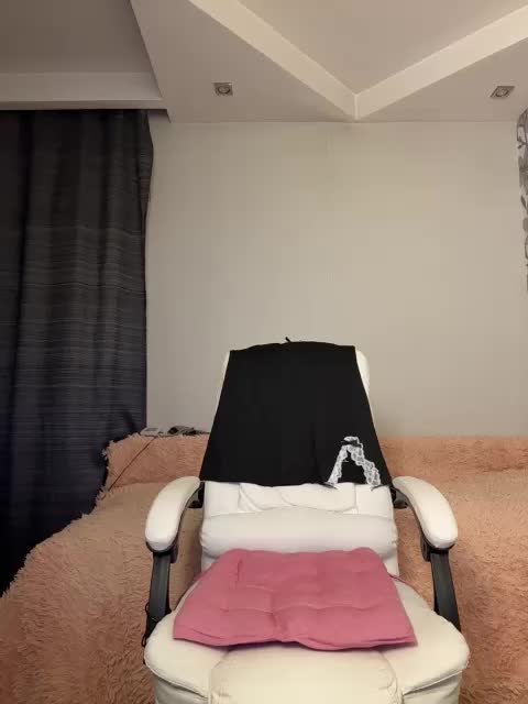 Eva-Bella Adult Chat February 24, 2026