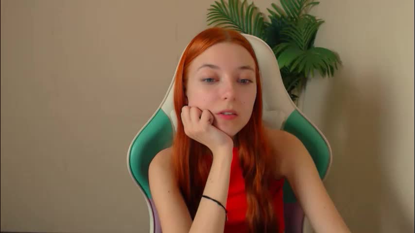 vivien_leight Adult Chat February 24, 2026