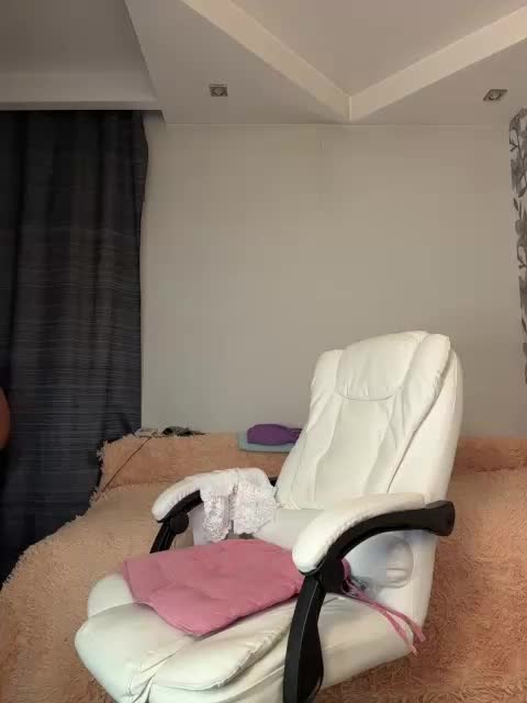 Eva-Bella Adult Chat February 24, 2026